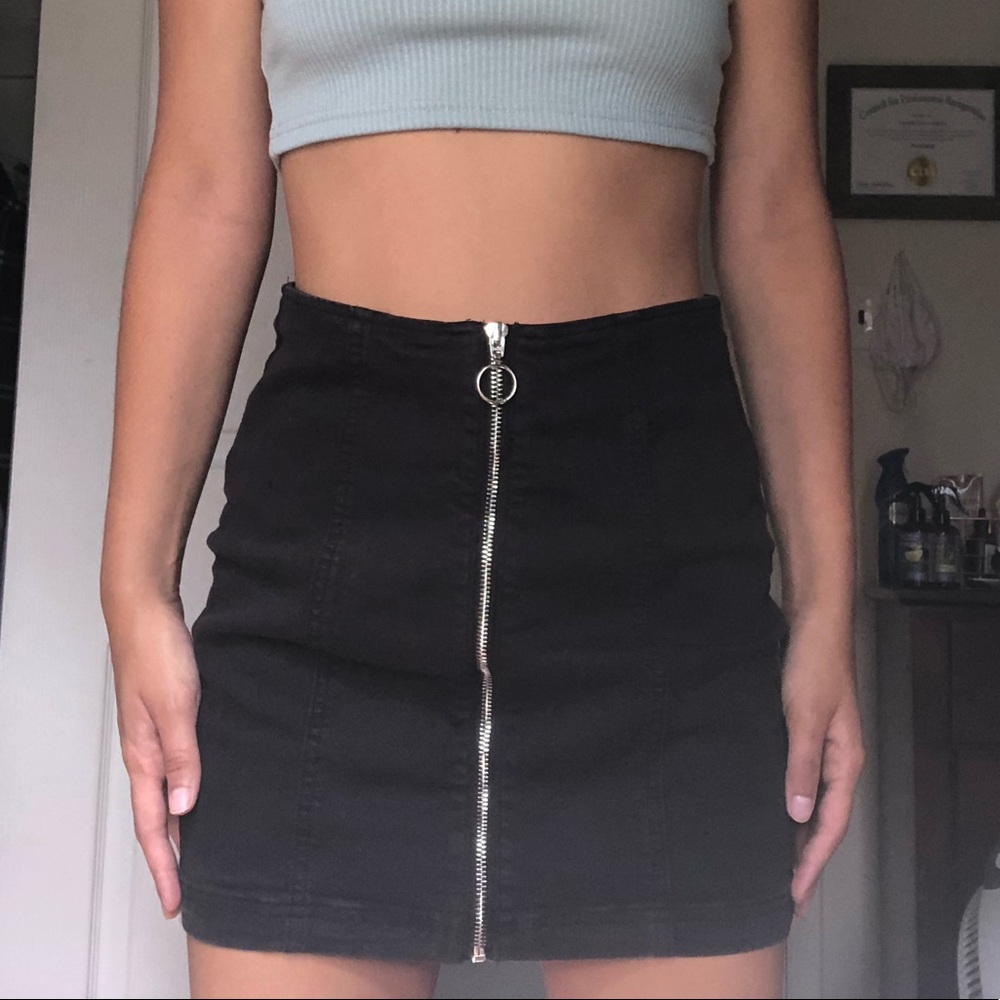 Black skirt